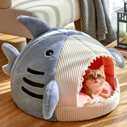 Cozy Enclosed Cat Bed Nest - Snibble Pets